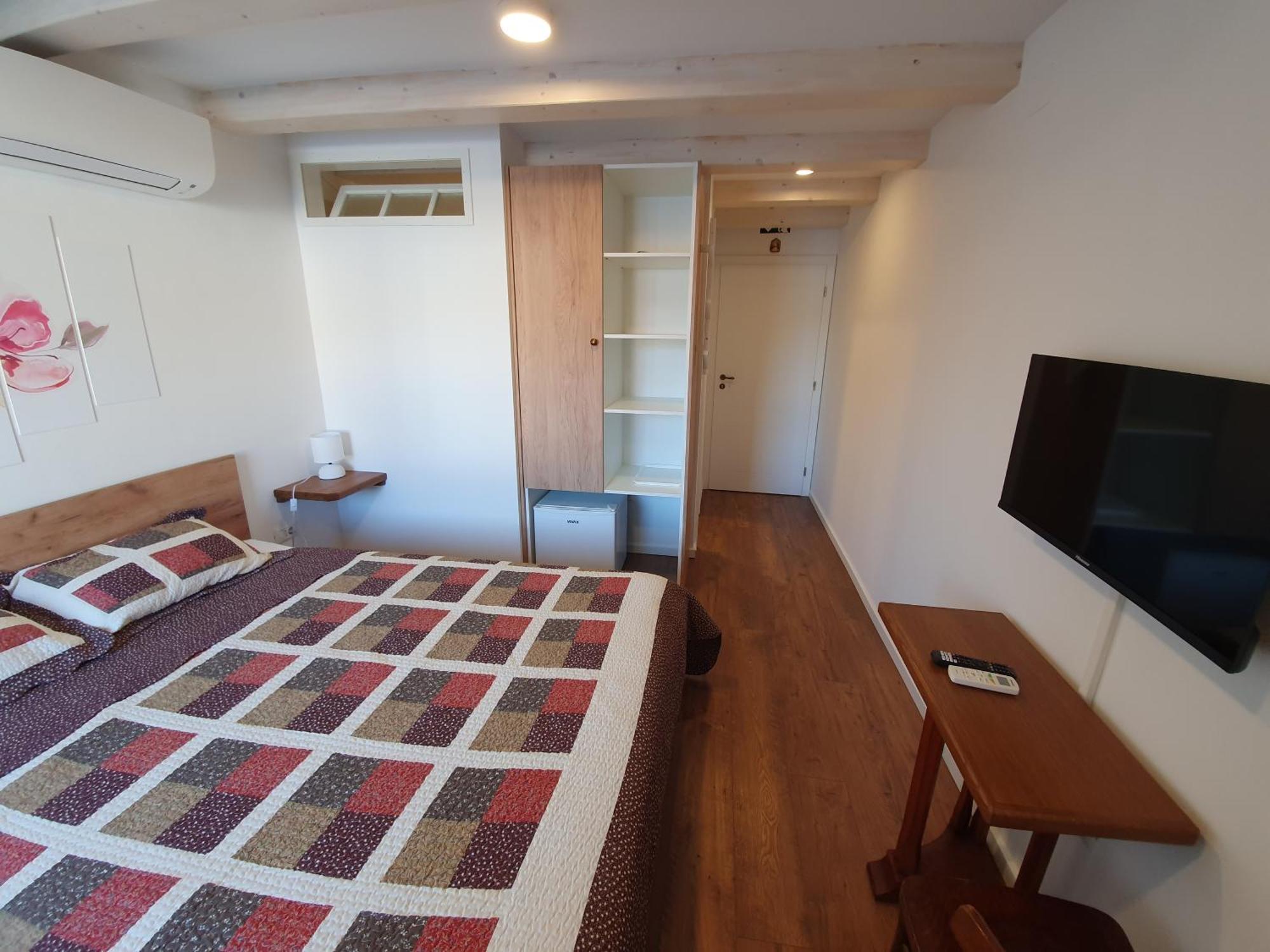 Room Cs Cres Esterno foto